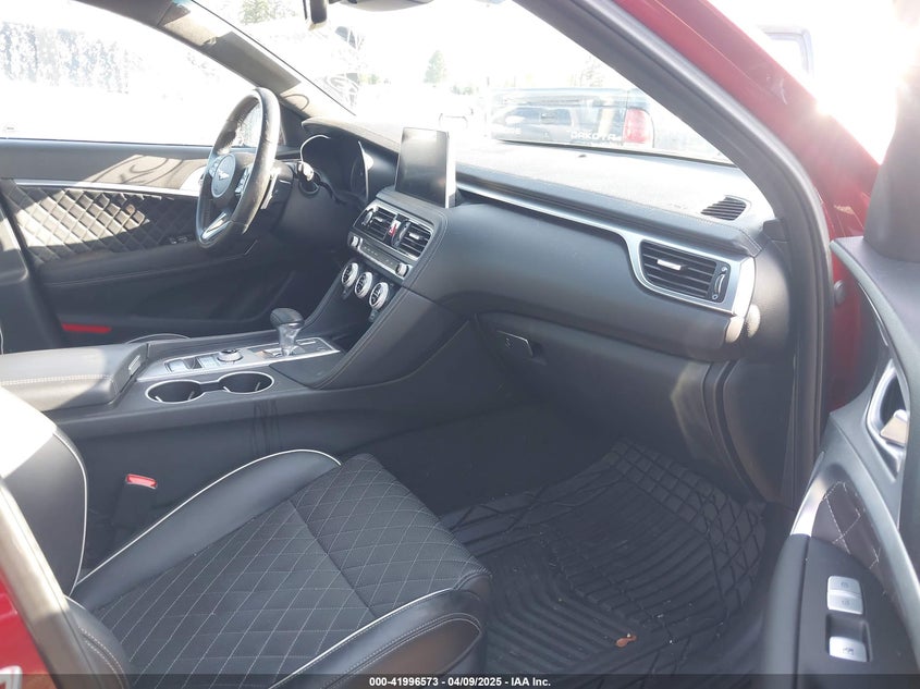 2019 GENESIS G70 VIN: KMTG34LE6KU022487