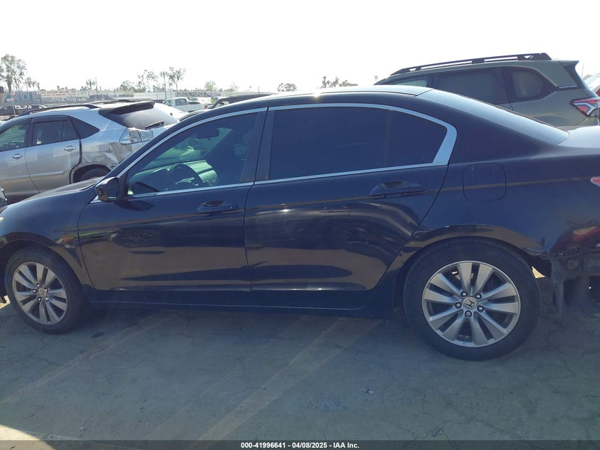 2011 HONDA ACCORD VIN: 1HGCP2F70BA036181