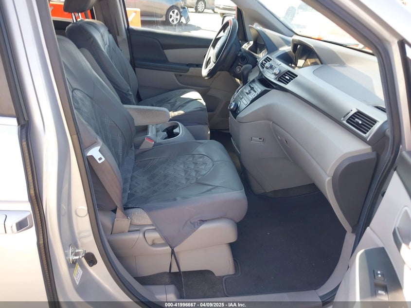 2013 HONDA ODYSSEY VIN: 5FNRL5H43DB044603