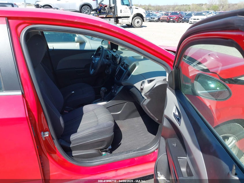2013 CHEVROLET SONIC VIN: 1G1JC5SH4D4218557