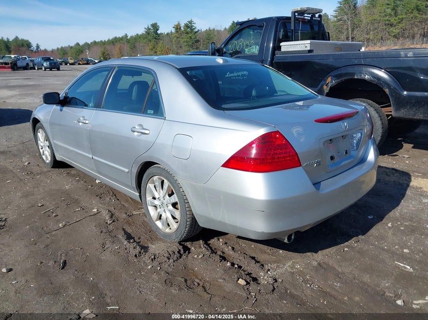 2007 HONDA ACCORD VIN: 1HGCM668X7A008422