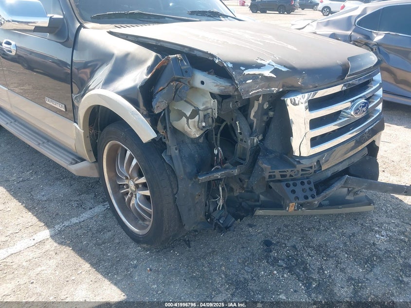 2007 FORD EXPEDITION EL VIN: 1FMFU17587LA26789