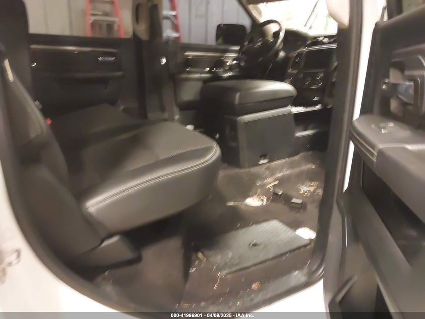 2017 RAM 1500 VIN: 1C6RR7MT9HS566319