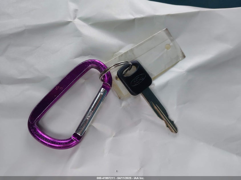 2017 Ford E-350 Cutaway VIN: 1FDEE3F62HDC62817 Lot: 41997211