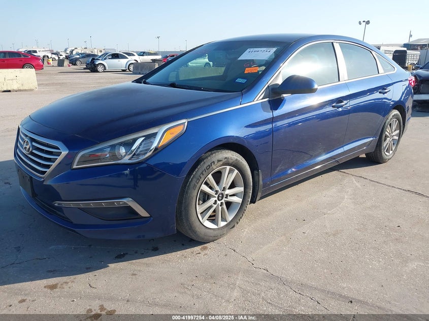 2015 HYUNDAI SONATA VIN: 5NPE24AFXFH237794