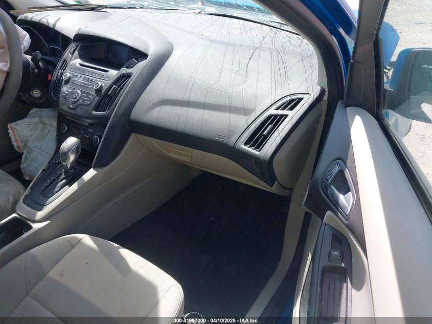 2016 FORD FOCUS SE - 1FADP3F26GL350240