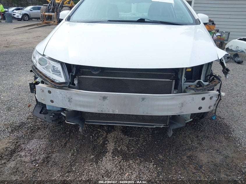 2012 HONDA CIVIC VIN: 2HGFG3B86CH504886