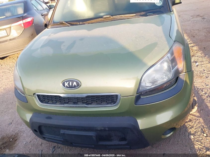 2011 Kia Soul + VIN: KNDJT2A2XB7300792 Lot: 41997449