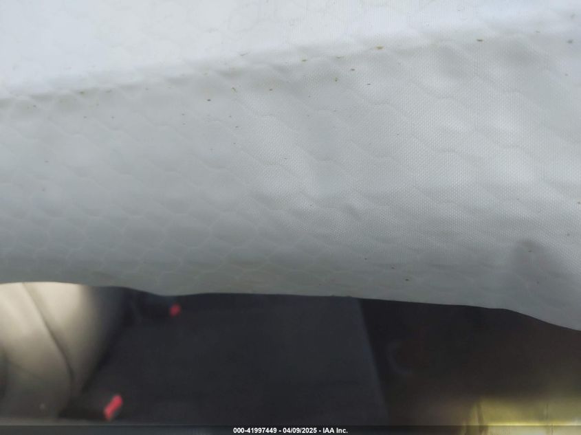 2011 Kia Soul + VIN: KNDJT2A2XB7300792 Lot: 41997449