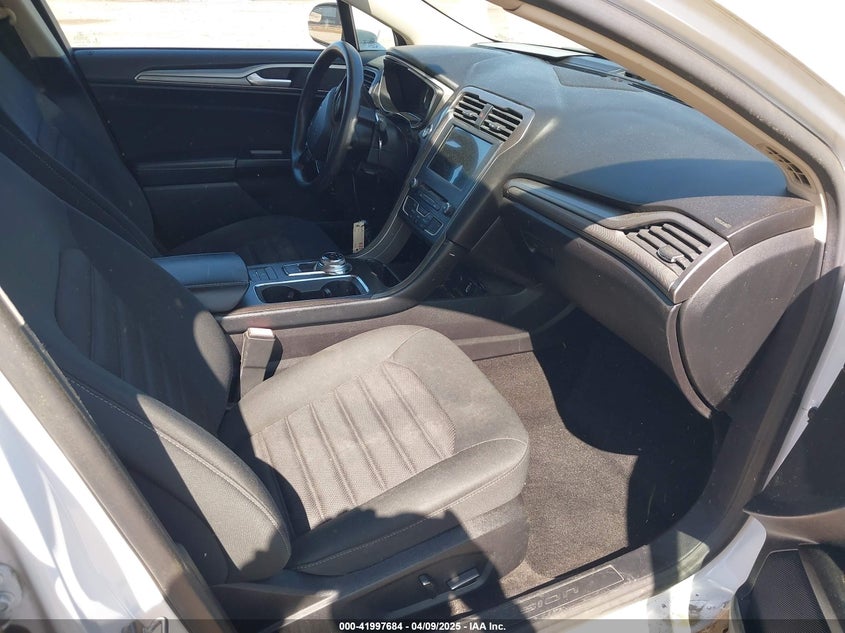 VIN 3FA6P0LU8HR396572 2017 FORD FUSION HYBRID SE
