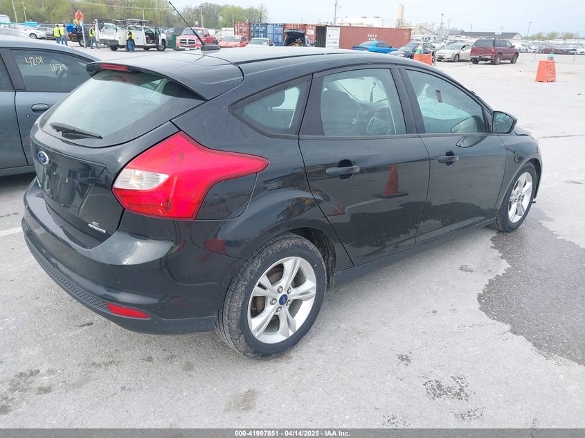 2014 FORD FOCUS VIN: 1FADP3K20EL183084