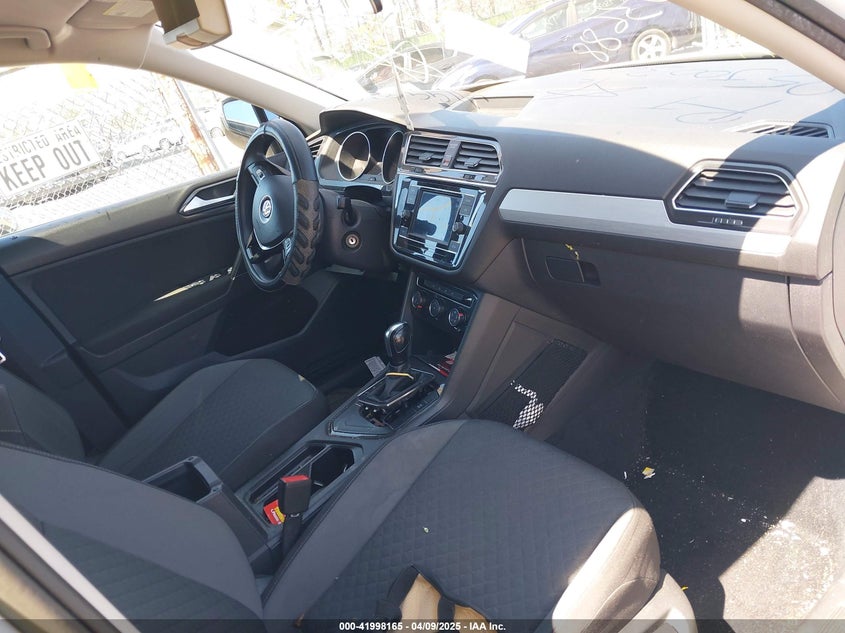 2018 VOLKSWAGEN TIGUAN 2.0T S - 3VV1B7AX5JM043090
