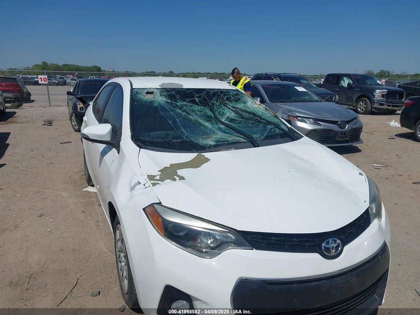 2015 TOYOTA COROLLA VIN: 5YFBURHE1FP317236