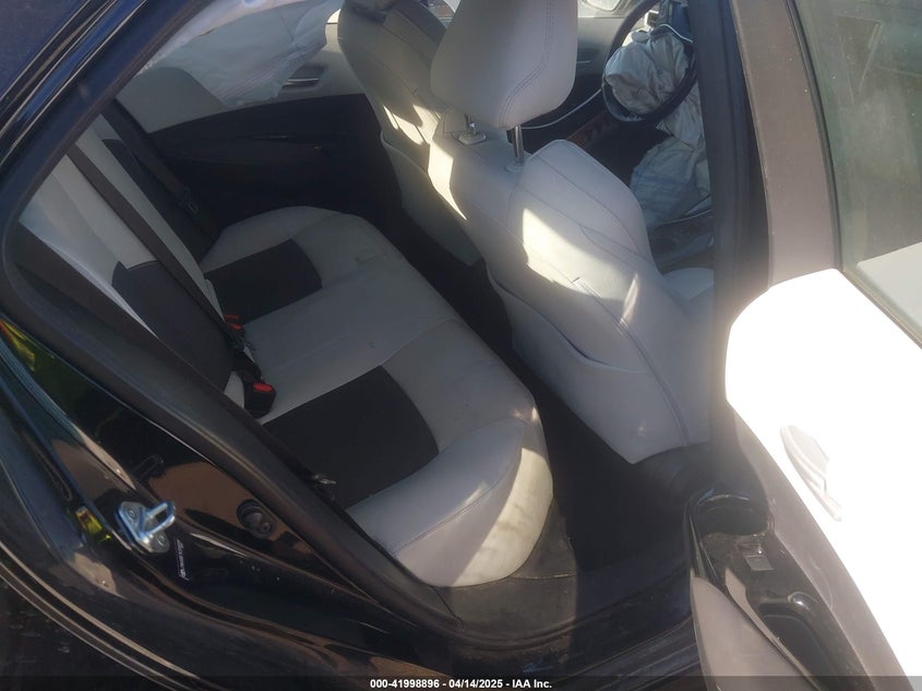 2019 TOYOTA COROLLA XSE - JTNK4RBE7K3044049