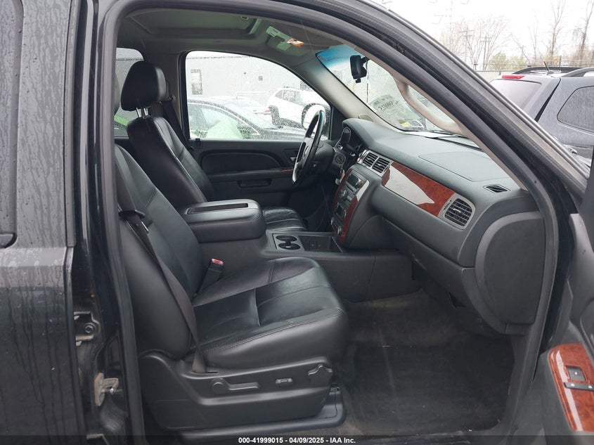 2010 CHEVROLET AVALANCHE 1500 VIN: 3GNVKFE02AG134301