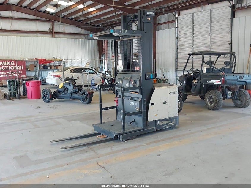 2016 Miscellaneous Crown Sp3520-30 beige null null 0000000001A478775 photo #3