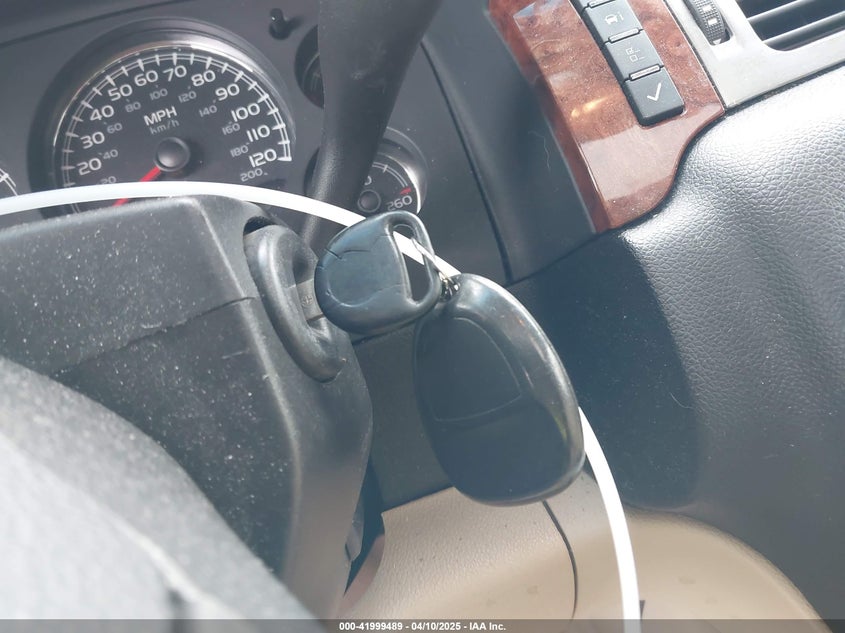 2007 CHEVROLET SUBURBAN VIN: 3GNFK16387G267959