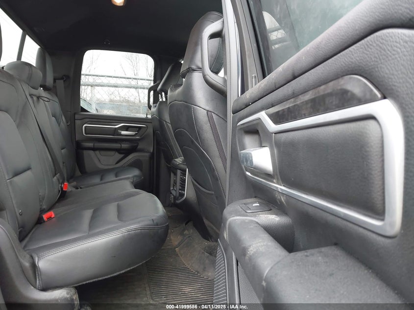 2021 RAM 1500 VIN: 1C6SRFBT5MN742435
