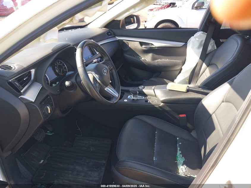 2020 INFINITI QX50 VIN: 3PCAJ5M33LF105608