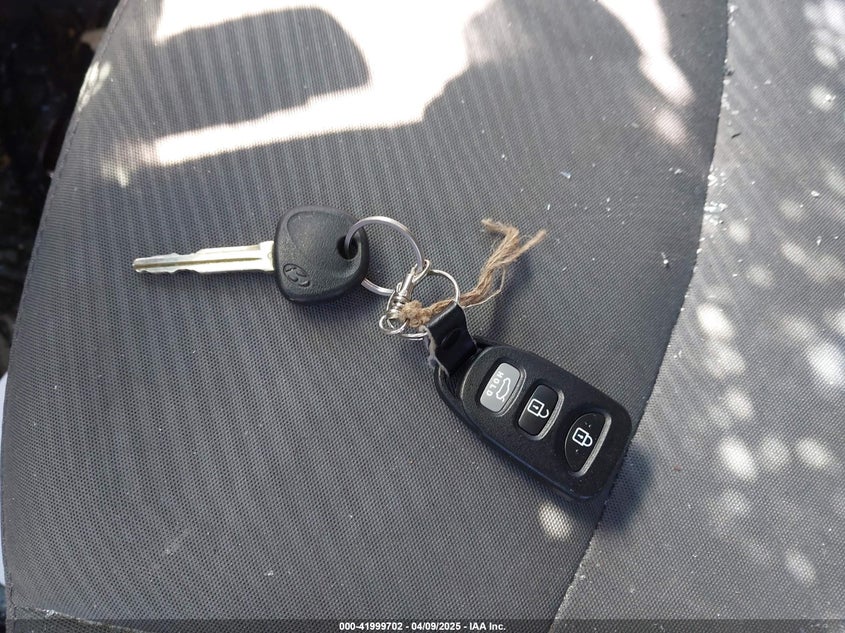 2013 HYUNDAI ELANTRA GLS - 5NPDH4AE6DH209246