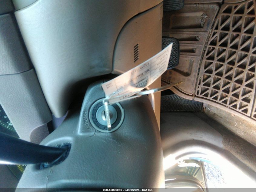 2002 Toyota Camry Le VIN: 4T1BE32K82U537037 Lot: 42000056