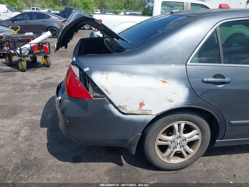 2006 HONDA ACCORD VIN: 1HGCM56826A009458