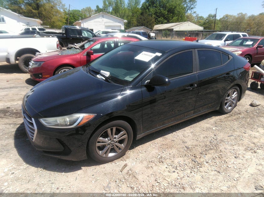 2017 HYUNDAI ELANTRA VIN: KMHD84LF8HU074624