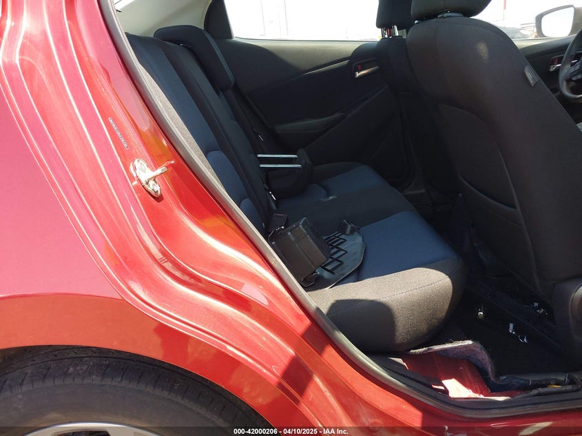 VIN 3MYDLBYV9JY316736 2018 TOYOTA YARIS IA