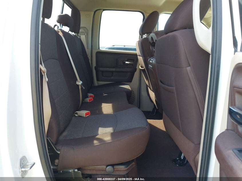 2019 RAM 1500 CLASSIC VIN: 1C6RR7GTXKS587196