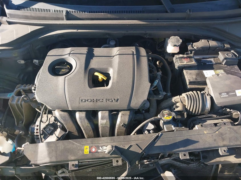 2019 HYUNDAI ELANTRA VIN: 5NPD84LF0KH422566