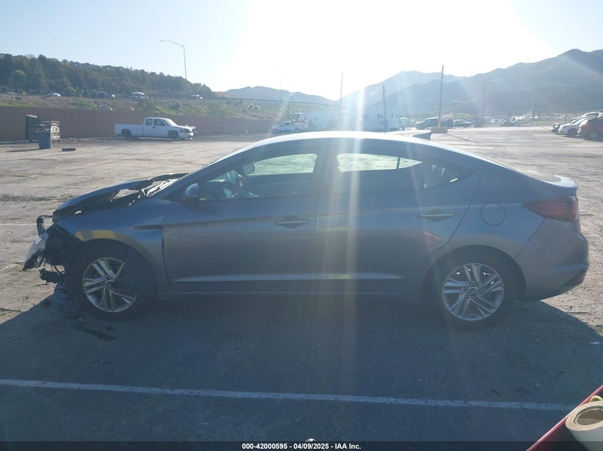 2019 HYUNDAI ELANTRA VIN: 5NPD84LF0KH422566