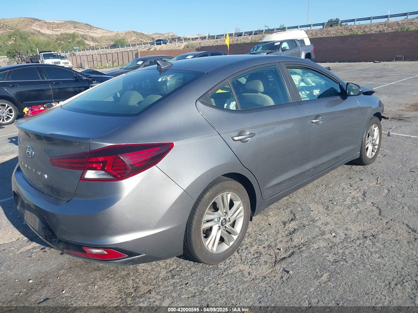 2019 HYUNDAI ELANTRA VIN: 5NPD84LF0KH422566