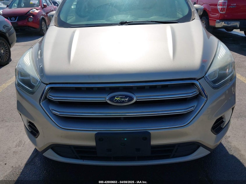 VIN 1FMCU9GD6HUC16286 2017 FORD ESCAPE SE