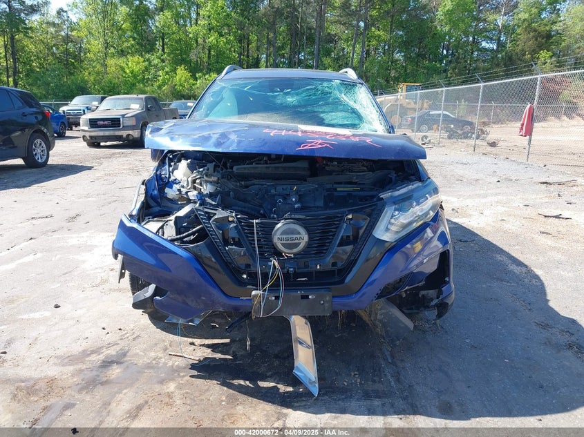 2018 NISSAN ROGUE VIN: JN8AT2MT6JW490040