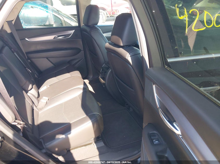 2017 CADILLAC XT5 LUXURY - 1GYKNDRS4HZ184818