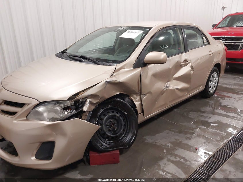 2011 TOYOTA COROLLA VIN: 2T1BU4EE3BC701438