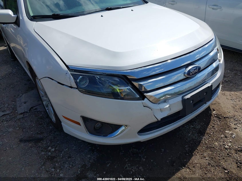 2011 FORD FUSION VIN: 3FADP0L33BR116725