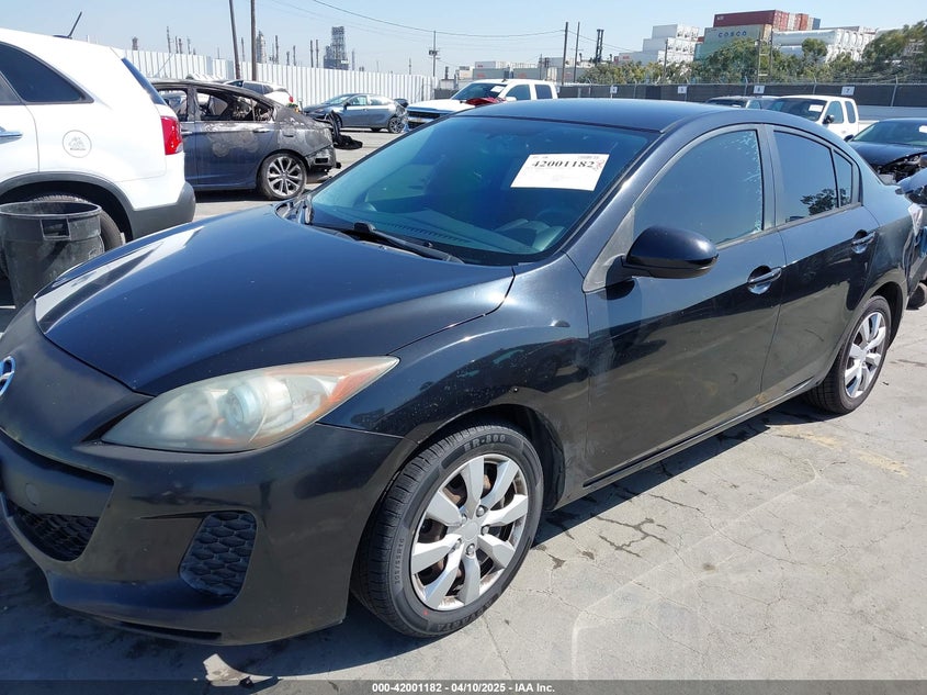 2013 MAZDA 3 VIN: JM1BL1U7XD1702243