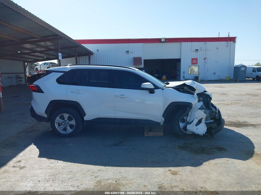 2021 TOYOTA RAV4 XLE - 2T3P1RFV4MC210249