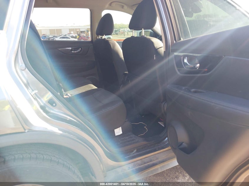 2020 NISSAN ROGUE SV FWD - KNMAT2MT1LP537595