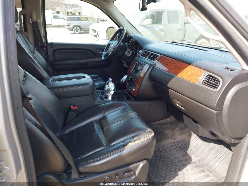 2007 CHEVROLET TAHOE VIN: 1GNFK13047R121214
