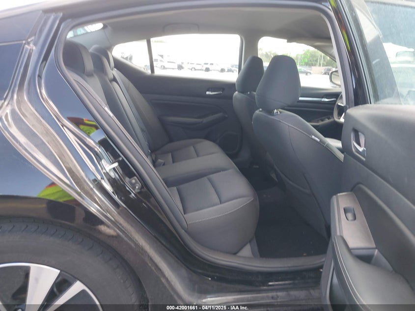 2022 NISSAN ALTIMA VIN: 1N4BL4DV2NN389883