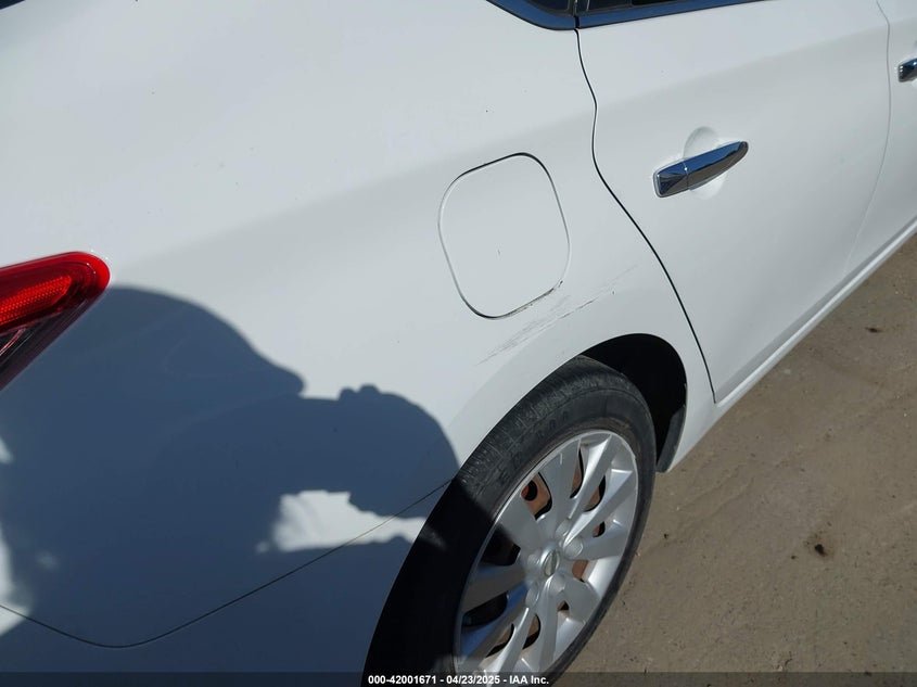 2015 NISSAN SENTRA VIN: 3N1AB7AP7FY334692
