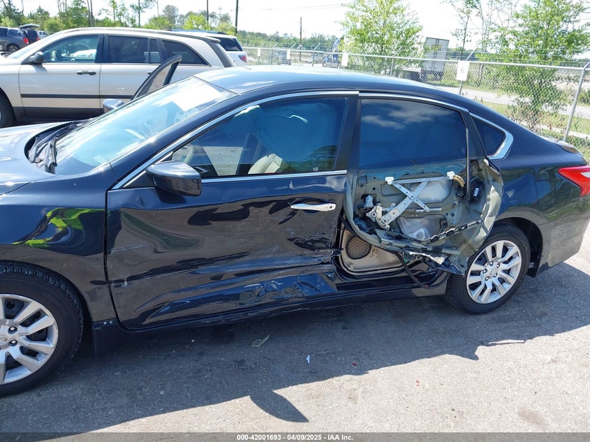 2017 NISSAN ALTIMA VIN: 1N4AL3AP4HN316143