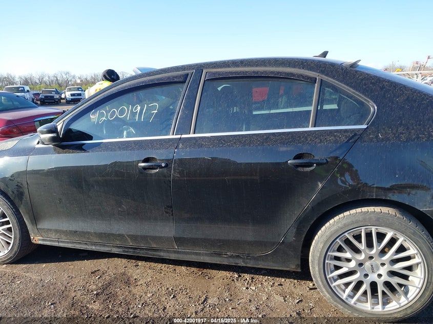 2013 VOLKSWAGEN JETTA 2.5L SE - 3VWDP7AJ4DM354519