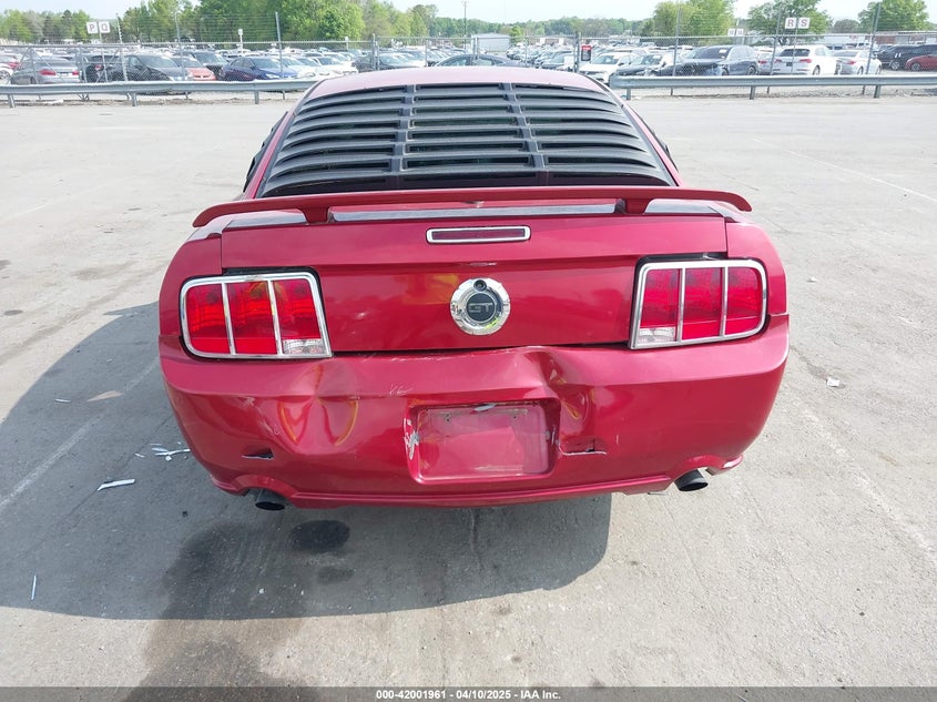2008 FORD MUSTANG VIN: 1ZVHT82H285194618