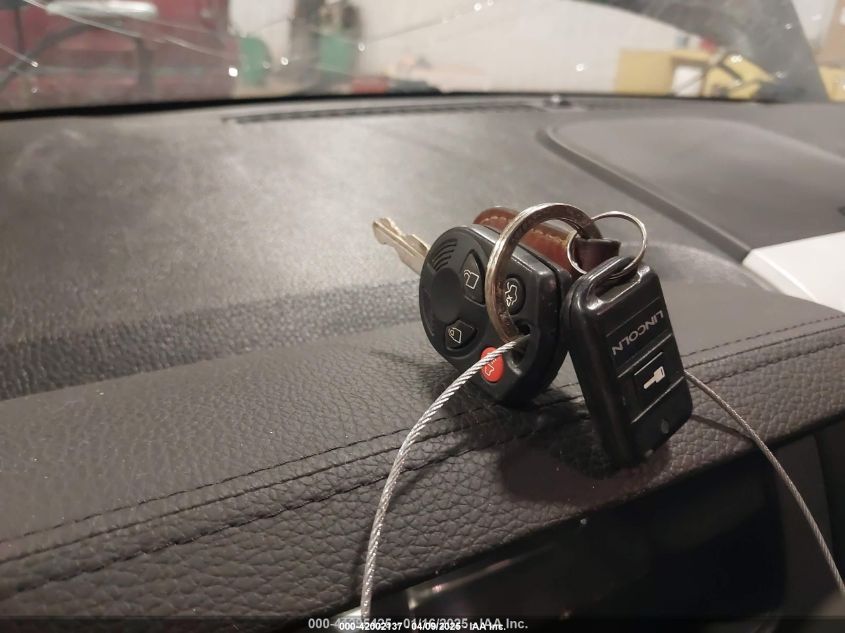 2008 Lincoln Mkx VIN: 2LMDU88CX8BJ30879 Lot: 42002137