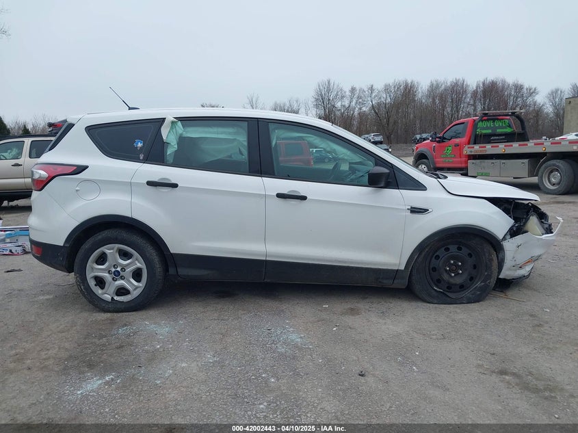2017 FORD ESCAPE VIN: 1FMCU0F73HUC00294