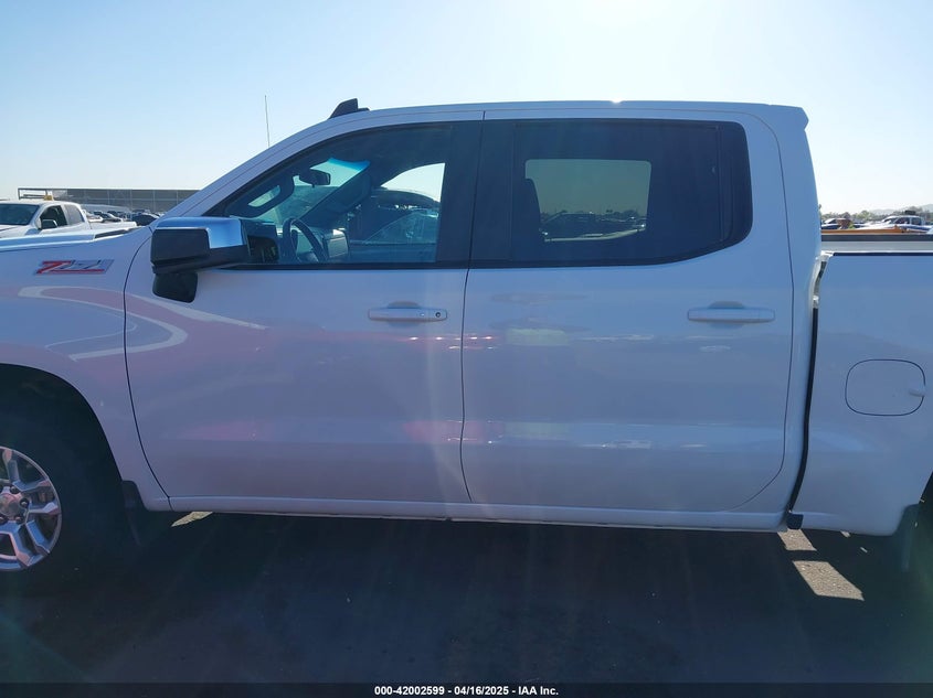 2022 CHEVROLET SILVERADO 1500 VIN: 1GCUDDEDXNZ537566