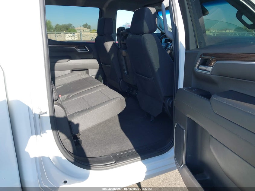 2022 CHEVROLET SILVERADO 1500 VIN: 1GCUDDEDXNZ537566